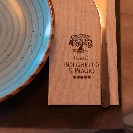 Borghetto San Biagio Relais 4*