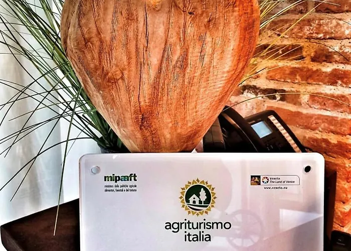 Borghetto San Biagio Relais 4*