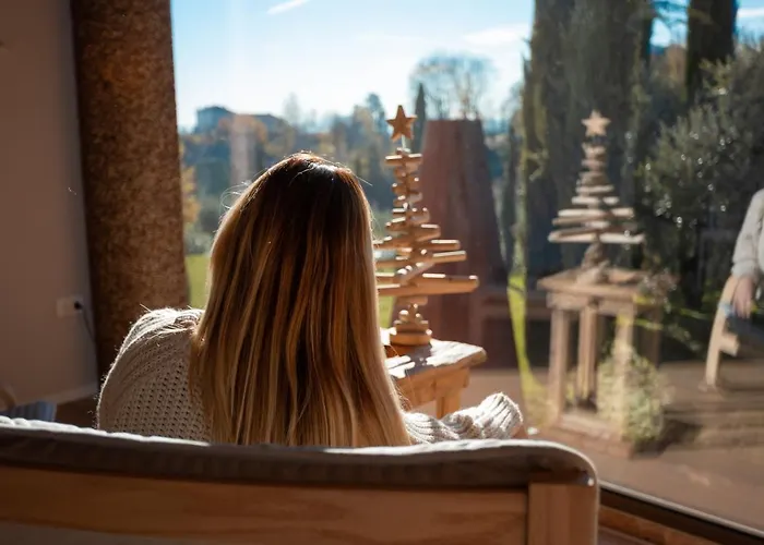 Borghetto San Biagio Relais 4* ティエーネ