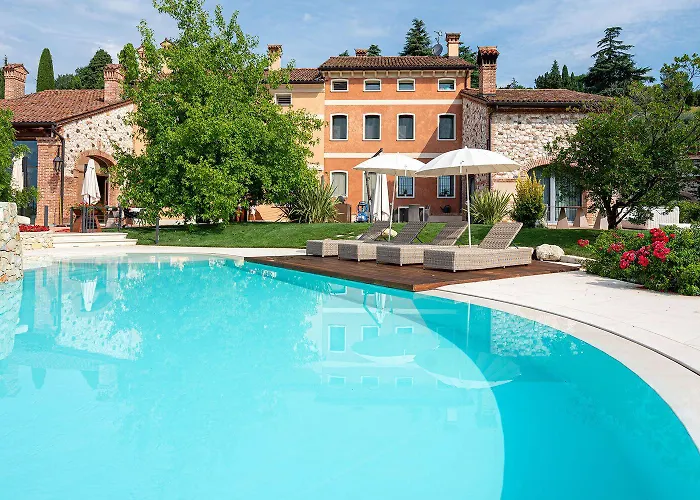 ベッド・アンド・ブレックファスト Borghetto San Biagio Relais 4*