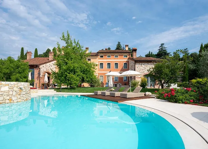 Borghetto San Biagio Relais 4*